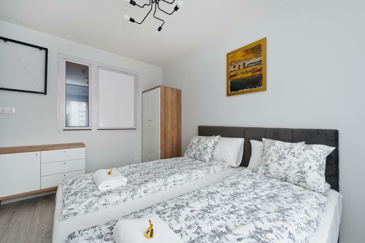 Ludwinowska11 Apartments Krasków Εξωτερικό φωτογραφία